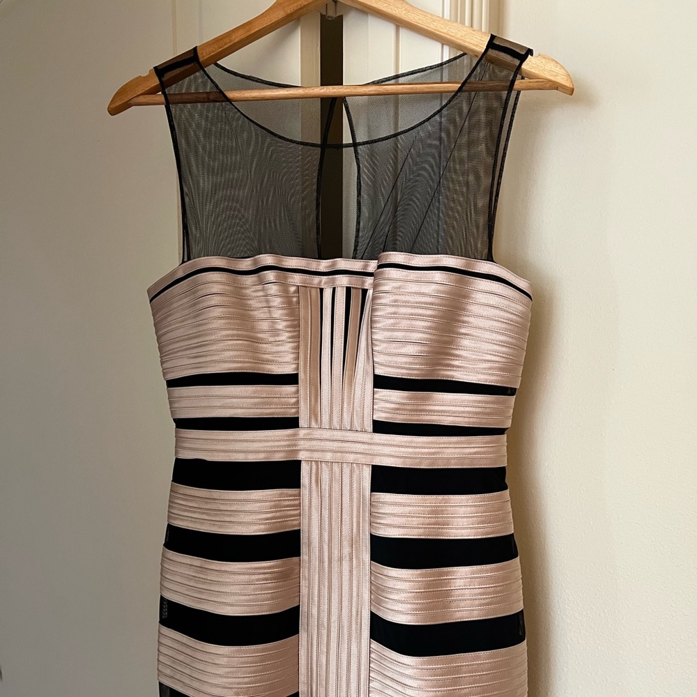 BCBG Maxazria Dress💖